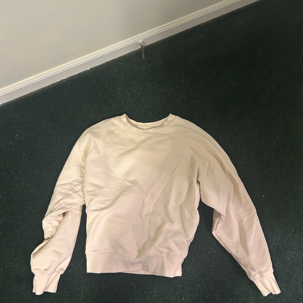 Old Navy Women's Off-White Crewneck Sweater